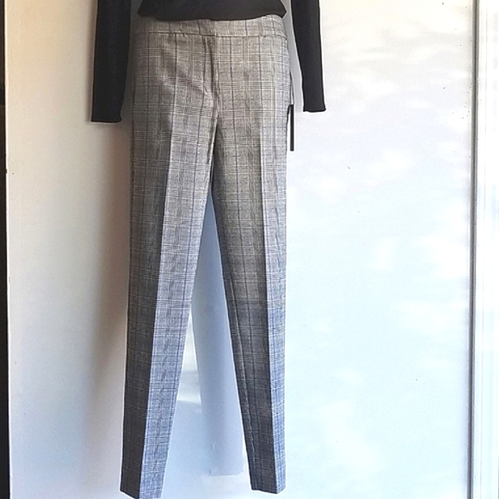 Adrienne Vittadini Plaid Straight Pant - Picture 9 of 9